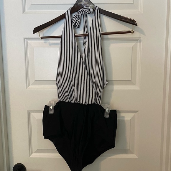 * COCOSHIP One Piece Swimsuit Striped Wrap Top Size 10 Black White - Picture 2 of 11